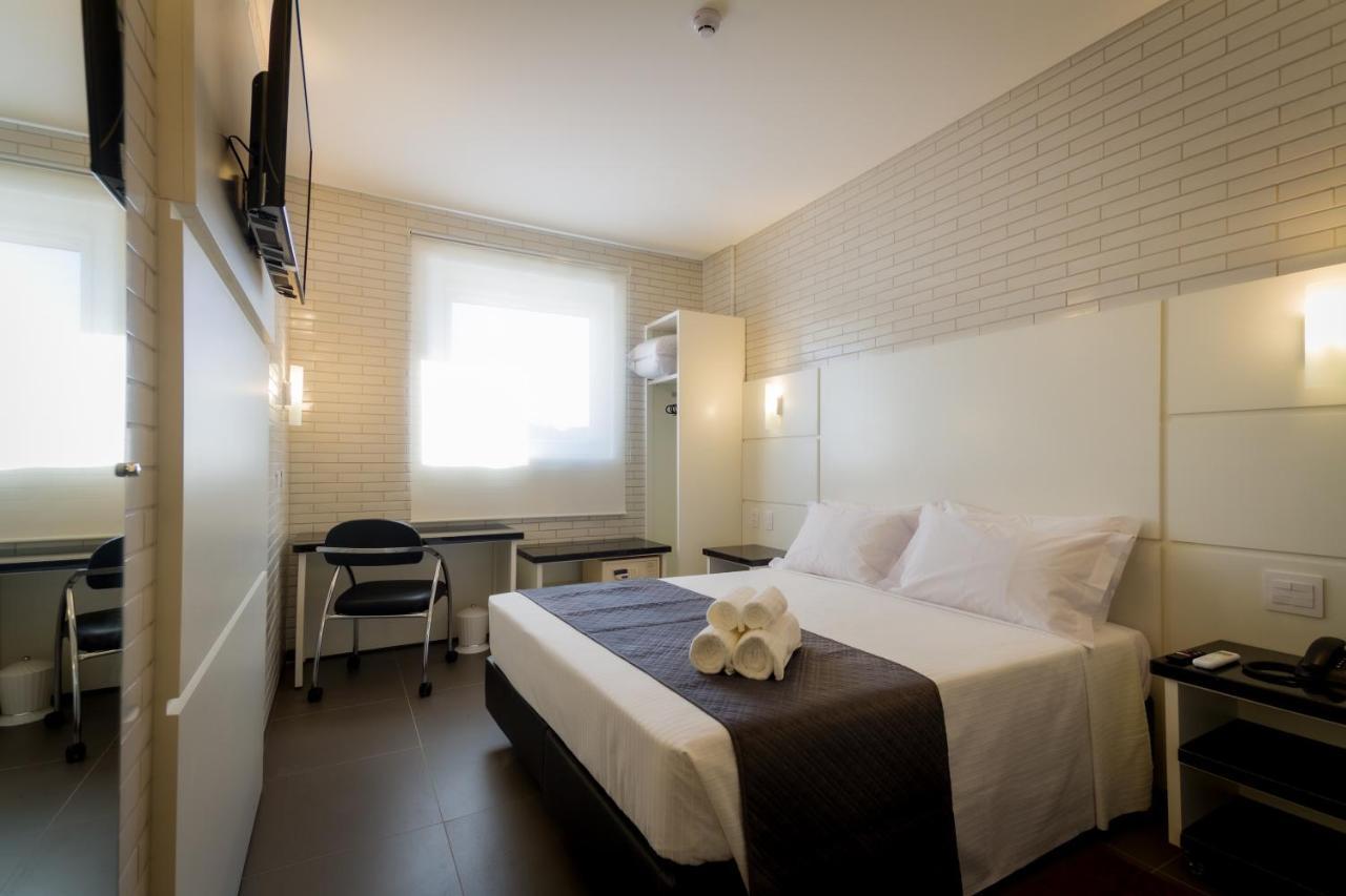 Quarto Duplo Standard